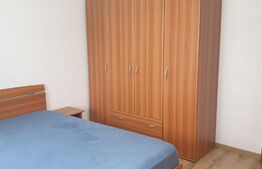 Apartament de 2 camere, 53 mp, decomandat, etaj intermediar, zona Denver