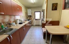 Apartament cu 3 camere, decomandat, nemobilat, 68 mp, cu parcare, zona Plopilor