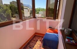 Apartament cu 3 camere, decomandat, nemobilat, 68 mp, cu parcare, zona Plopilor