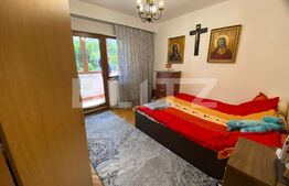 Apartament cu 3 camere, decomandat, nemobilat, 68 mp, cu parcare, zona Plopilor