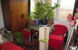 3 camere, 65 mp, 1 balcon, 2 parcari, boxa, garaj, zona strazii C-tin Brancusi!