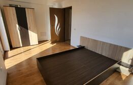 Apartament 3 camere, 68 mp, Sub Cetate