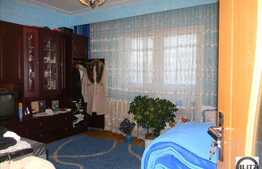 Apartament 2 camere, 60,5 mp, etaj intermediar, 2 boxe la subsol, zona Kaufland!