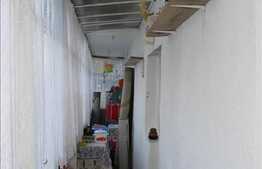 Apartament 2 camere, 60,5 mp, etaj intermediar, 2 boxe la subsol, zona Kaufland!