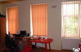 Vanzare apartament cu 2 camere , loc parcare, la 3 minute de P-ta Mihai Viteazu