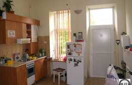 Vanzare apartament cu 2 camere , loc parcare, la 3 minute de P-ta Mihai Viteazu