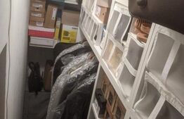 Apartament cu 3 camere, pe 2 niveluri, 81 mp, cu parcare, zona Edgar Quinet