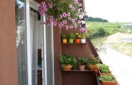 Apartament cu 3 camere, pe 2 niveluri, 81 mp, cu parcare, zona Edgar Quinet