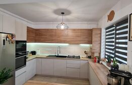 Casa insiruita, 4 camere, 105 mp utili, incalzire in pardoseala, acces restrictionat, zona Vivo