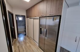 Apartament decomandat, 53mp, etaj 2, geam la baie, zona Eroilor