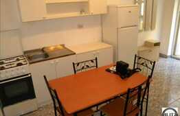 Apartament 1 camera cu scara interioara in zona Operei Maghiare