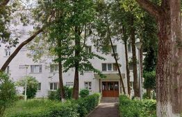 Apartament 3 camere, 65 mp, decomandat, zona Pietei Hermes!