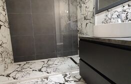 Apartament de 2 camere, la cheie, parcare, zona Vivo