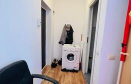 Garsoniera 32 mp, etaj intermediar, balcon, zona Porii!