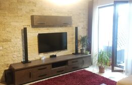Apartament superb, decomandat, 2 camere, structura mare, 70mp utili plus 24mp terasă, zona Tractorul 