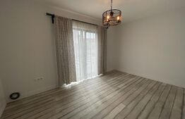 Duplex, 160 mp, 200 mp teren, strada privata, zona Andrei Muresanu