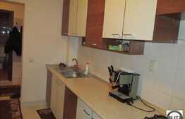 2 camere, decomandat, 54 mp utili in zona strazii Florilor