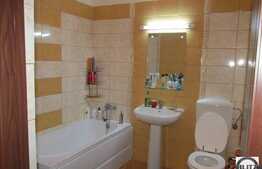 2 camere, decomandat, 54 mp utili in zona strazii Florilor