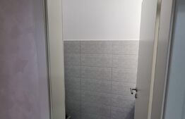 Apartament 3 camere foarte luminos, decomandat, 64mp, 2 băi, etaj intermediar 3/4 (lift modern), loc de parcare inclus, zona Tractorul