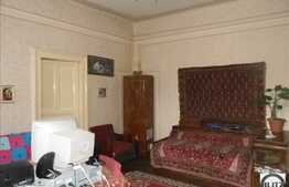 Vanzare 2 camere, semidecomandat, 87 mp, teresa 11 mp, zona centrala a Clujului!