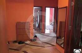 De vanzare 3 camera,  decomandat, 78 mp, zona strazii Florilor