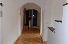 3 camere, 66 mp utili, decomandat, partial mobilat, parcare, zona Aurel Vlaicu!