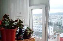 Vanzare 2 camere, 46 mp, decomandat, 1 balcon inchis, zona Calea Floresti!