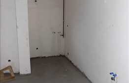 De vanzare 3 camere, semifinisat, 60 mp, balocn, parcare, imobil nou, zona Polus