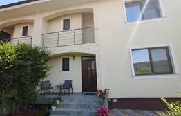 Casa tip duplex, la intrare in Chinteni, teren 310 mp, zona linistita