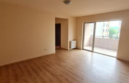 Apartament semidecomandat, 3 camere, 2 balcoane, zona Terra