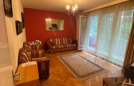 Apartament cu 4 camere decomandat etaj intermediar cu balcon zona Primaverii