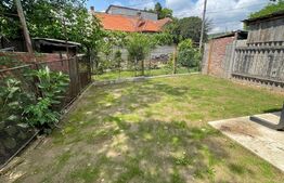 Casa individuala, 100 mp, 300 mp curte, pet friendly, Piata 1 Mai
