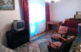 Inchiriere apartament 2 camere, 48 mp, mobilat decent, zona strazii Lunii!