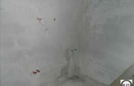 2 camere, 54 mp, balcon, semifinisat! Etaj intermediar! Parcare!