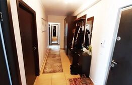Apartament cu 3 camere, 2 balcoane, etaj intermediar,cu parcare, 88mp  zona 