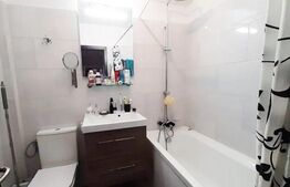 Apartament cu 3 camere, 2 balcoane, etaj intermediar,cu parcare, 88mp  zona 