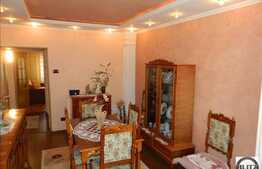 Vanzare apartament cu 3 camere, la 2 minute de Kaufland