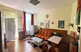 Apartament cu 3 camere, 56 mp, curte interioara, zona Garii