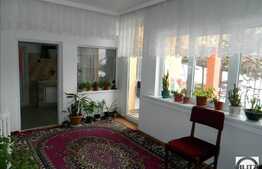 Apartament 4 camere, 100 mp, mobilat dragut, in casa/vila, zona Lidl!