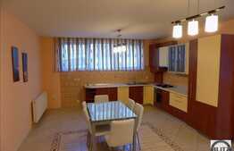 3 camere, decomandat, terasa, parcare, boxa, in imobil de tip casa/vila!