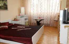 3 camere, 55 mp, balcon, semidecomandat, zona strazii Grigore Alexandrescu!