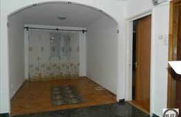 Pret oportun! Vanzare 4 camere, decomandat, 78 mp, balcon, zona strazii Negoiu!