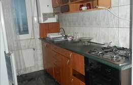 Pret oportun! Vanzare 4 camere, decomandat, 78 mp, balcon, zona strazii Negoiu!