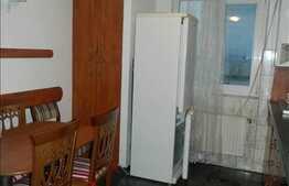 Pret oportun! Vanzare 4 camere, decomandat, 78 mp, balcon, zona strazii Negoiu!