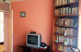 2 camere, 50,56 mp, etaj intermediar, zona strazii Lunii!