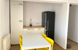 Apartament luminos de 3 camere,decomandat, 80mp, zona  Piata Cipariu
