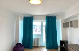 Apartament luminos de 3 camere,decomandat, 80mp, zona  Piata Cipariu