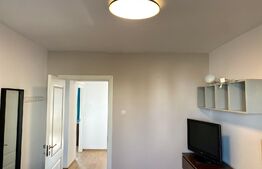 Apartament luminos de 3 camere,decomandat, 80mp, zona  Piata Cipariu