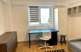 Apartament luminos de 3 camere,decomandat, 80mp, zona  Piata Cipariu