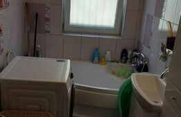 Apartament 3 camere, 58mp, parcare, zona Terra